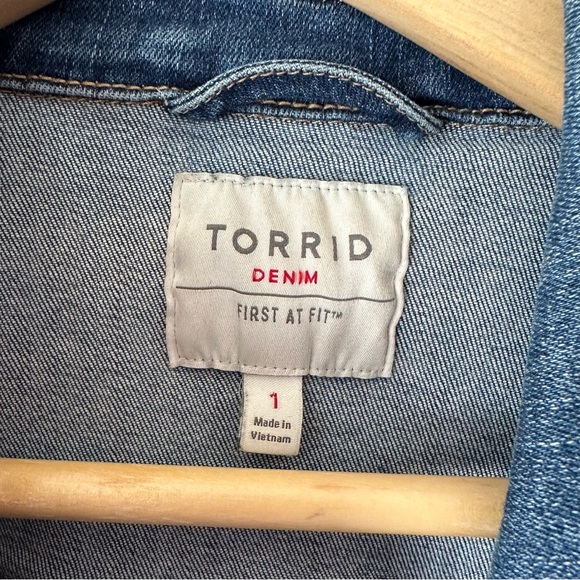 Torrid Denim Jacket - Picture 6 of 9